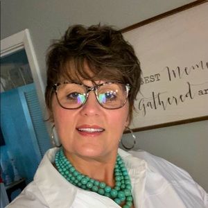 Meet your Posher, Jackie